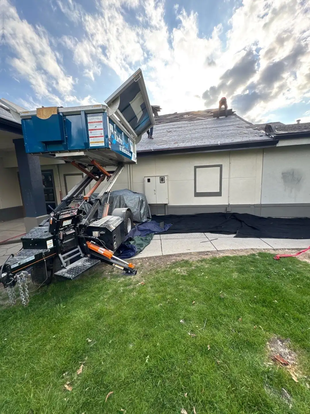 EPDM Rubber Roofing 101 for Worthington, IN Commercial Buildings
